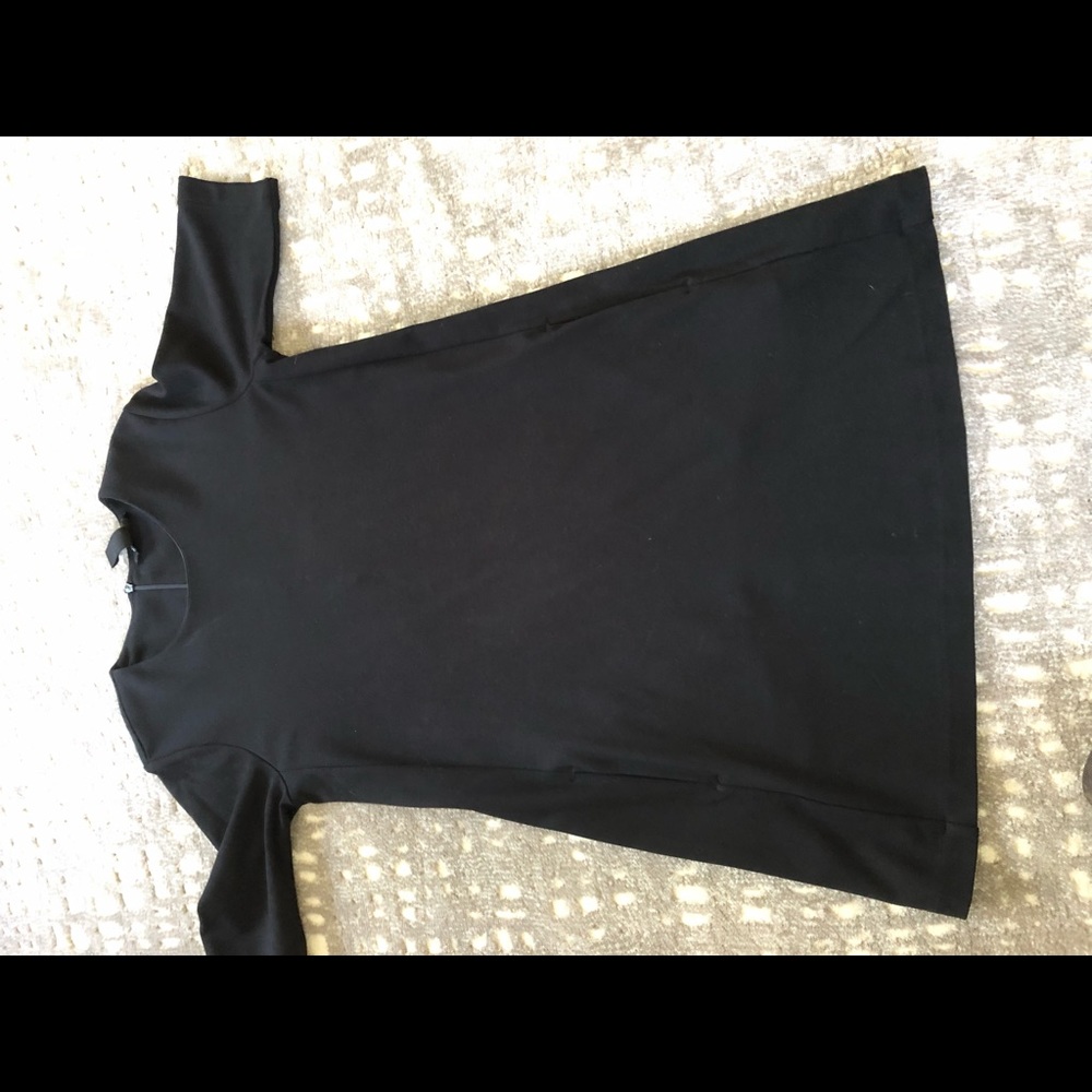 H&M size small black cropped sleeve dress